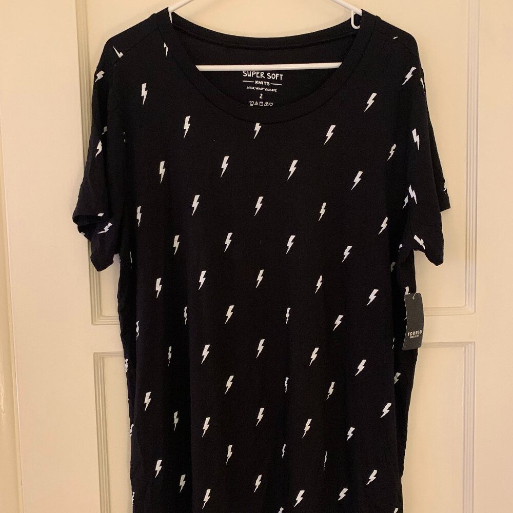 Torrid Super Soft Knit Tee in Lightning Bolt Print